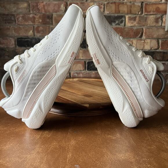 Brooks Adrenaline GTS 24 Supportive Women's 10 Rose Gold White Running Shoes - Picture 7 of 16